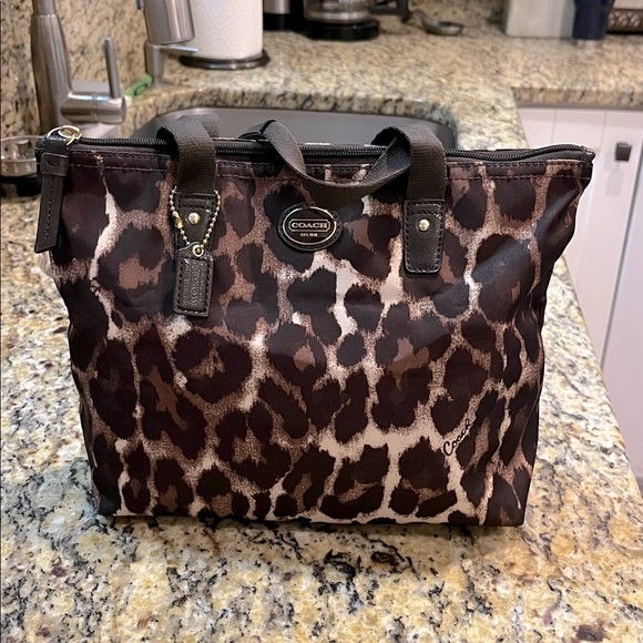 EUC Authentic Coach Ocelot Leopard Print Nylon Handbag 9X11.5 - Picture 1 of 6